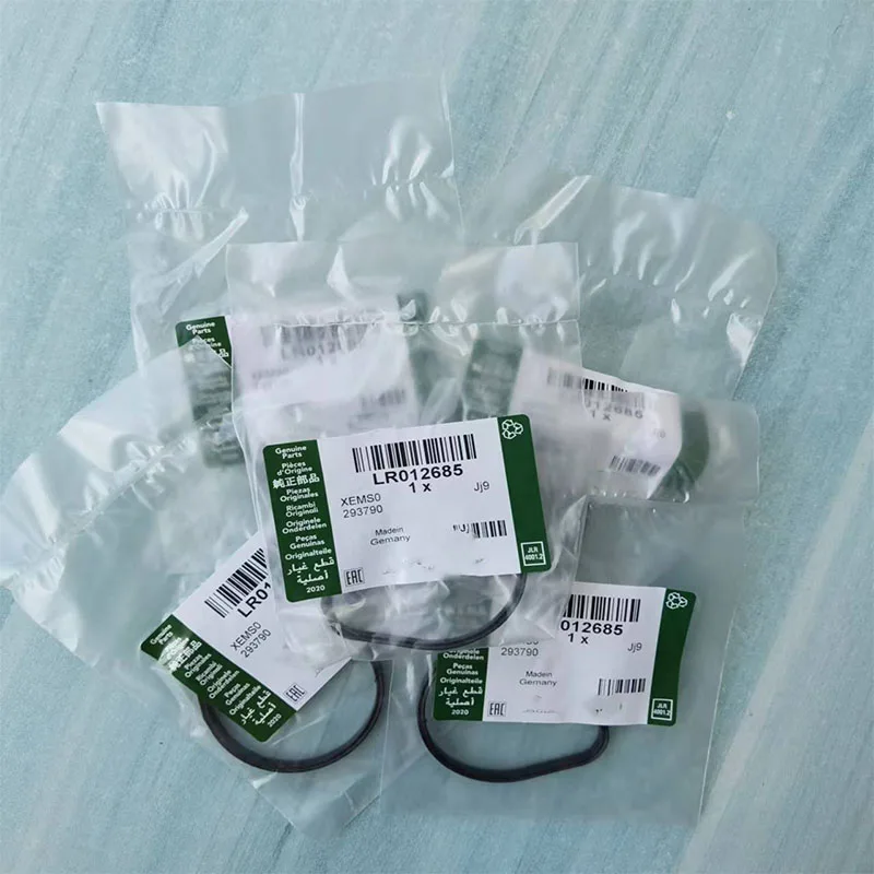 

1PCS FOR Land Rover Vacuum Pump Seal LR4 LR5 LR012685 C2D3771