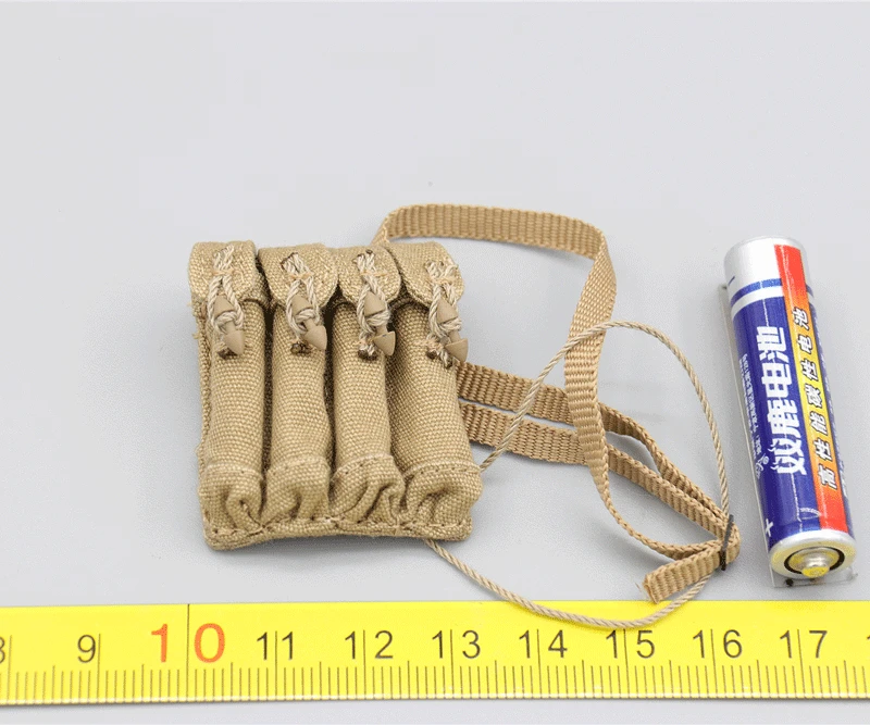 

1/6 Scale UD9006 Viet Cong guerrilla soldier magazine bag Model