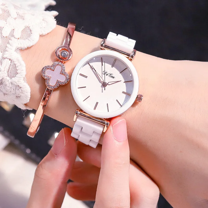 New Wrist Watches for Ladies Luxury Round Dial Quartz Watch Stainless Steel Strap Waterproof Watch for Women Holidays Gift