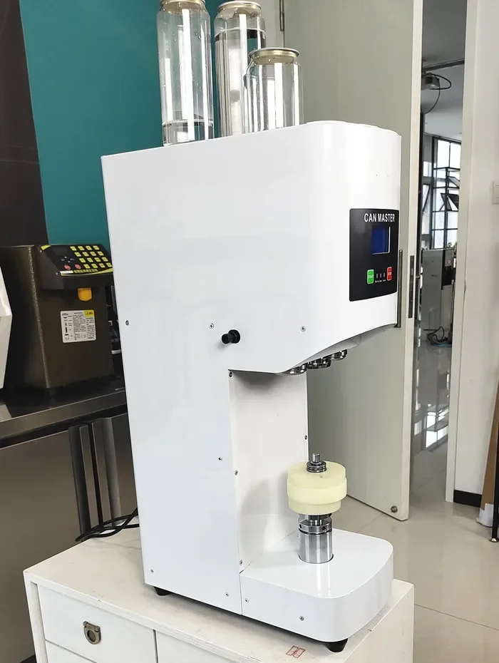 Новейшая машина для запечатывания банок с газировкой 2023 автоматическая