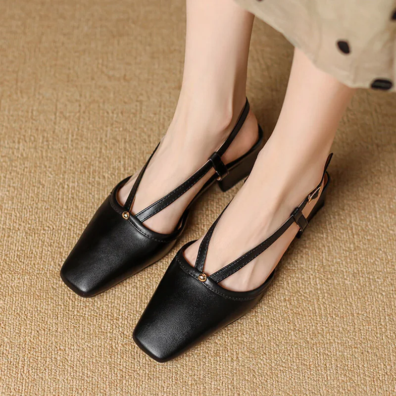 Женская обувь на низком каблуке квадратный носок