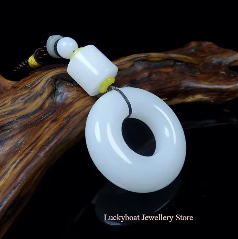 

Natural Xinjiang White Jade Safe Ring Small Pendant White Jade Lady Backpack Pendant Fashion Jewelry Wholesale