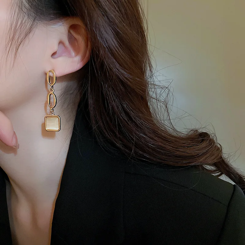 

KAITIN Metal Chain Opal Square Earrings Korean Personalized Design Fashion Earrings Versatile Earrings Wholesale Female