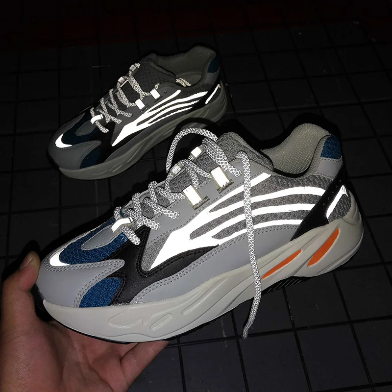 

Sneakers Women Fashion Luminous Mesh Lace-up Plus Size 35-42 Woman Shoes Outdoor Gym Breathable Ladies Trainers Zapatos Mujer