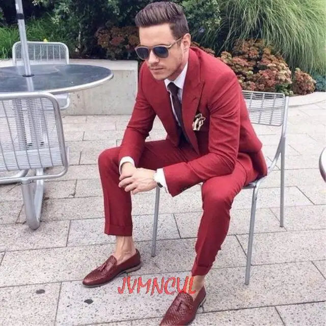 

Burgundy Mens Suits 2Pieces Casual Slim Men Tuxedos For Party Prom Italian Stylish Wedding Mens Suits (Jacket+Pants+Tie)