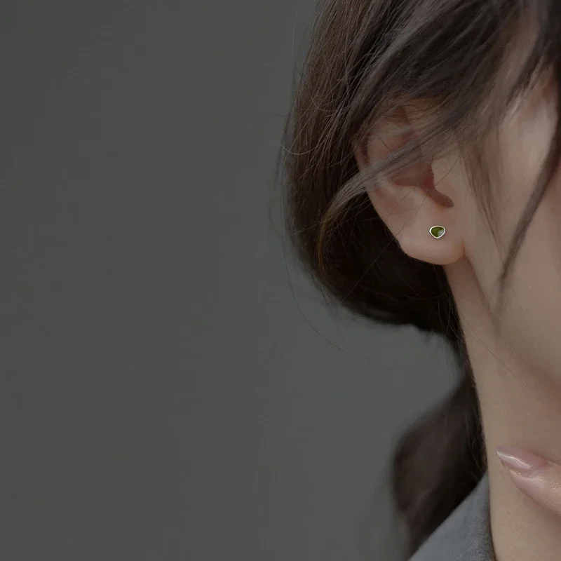 Женские серьги-гвоздики из серебра 925 пробы с отверстием для ушей