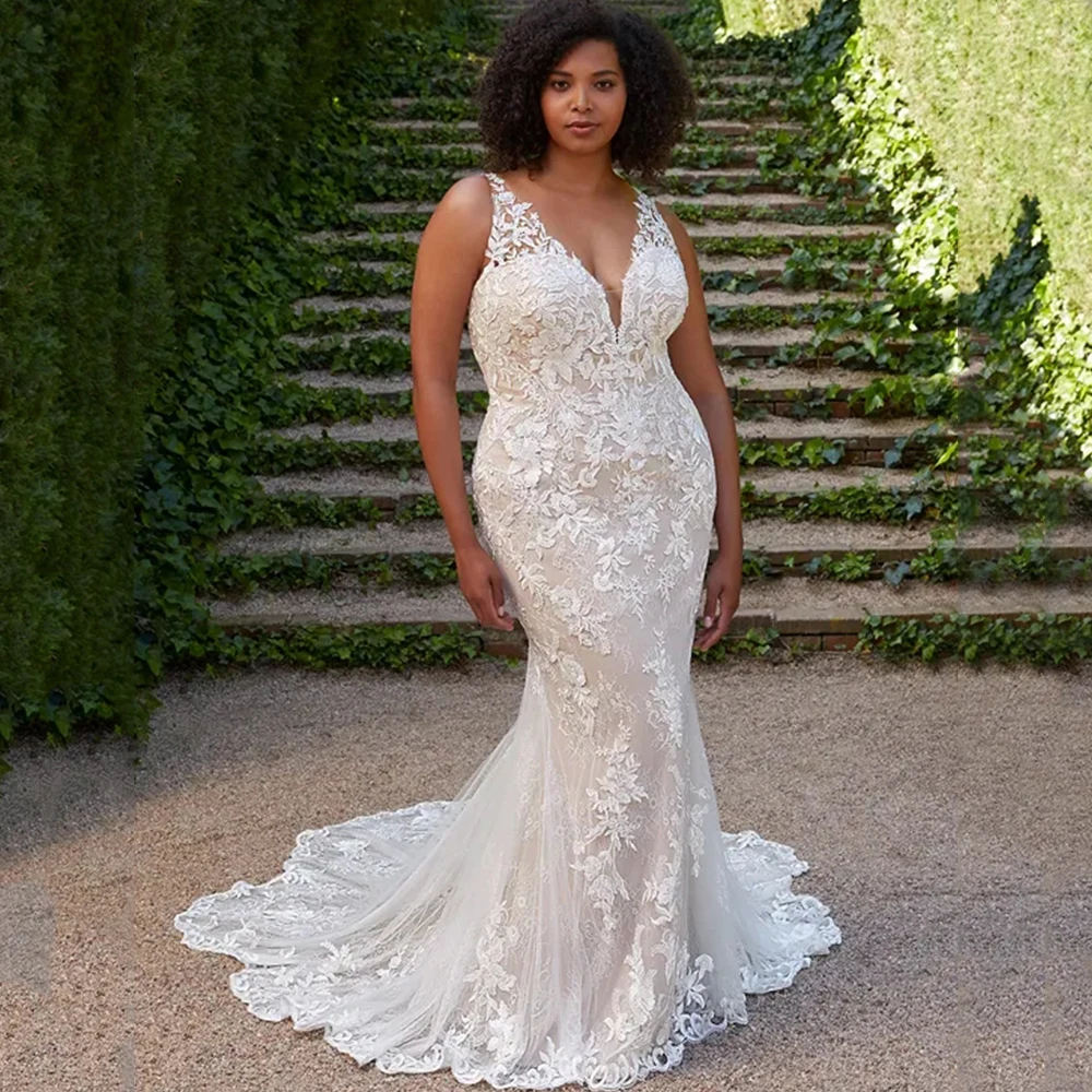 

Exquisite Lace Applique Mermaid Wedding Dress Deep V-Neck Sleeveless Open Back Floor Length Bridal Custom Made Sweep Train Gowns