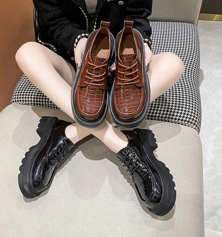 

Shoes Woman 2023 Clogs Platform Round Toe British Style All-Match Autumn Casual Female Sneakers Flats New Creepers On Heels Prep