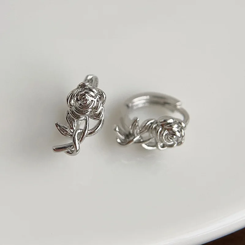 Женские серьги-кольца в стиле ретро