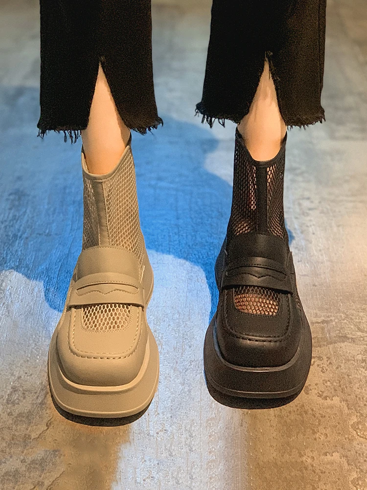 

Ажурные ботинки, Летняя женская обувь, новинка 2022, весна-осень, Модные дышащие сандалии на толстом каблуке в стиле ретро, Нескользящие