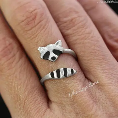 Серебряное кольцо с енотом MOONBIFFY