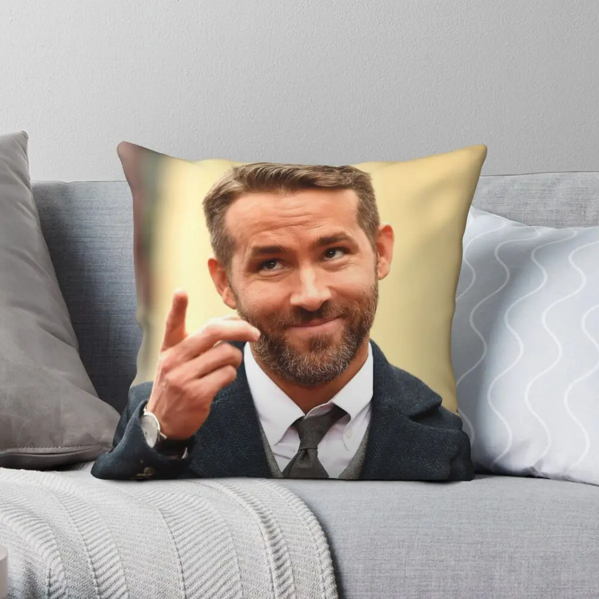 

Ryan Reynolds Square Pillowcase Polyester Linen Velvet Printed Zip Decor Pillow Case Room Cushion Cover 45x45