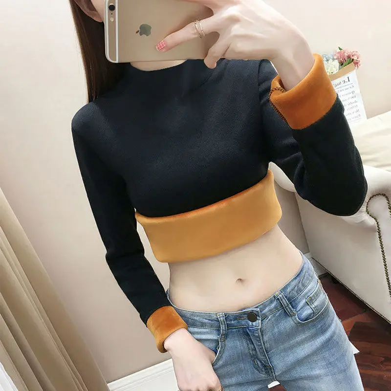 

Женская осенне-зимняя утепленная водолазка с бархатной подкладкой