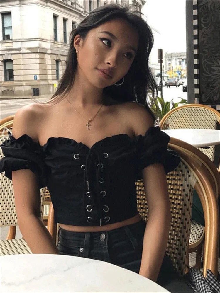 

Street Style Vintage Punk One Line Collar Bandage Pleated Slim Fit Navel Exposed Short Sleeve T-shirt 2022 Women's New Style Emo