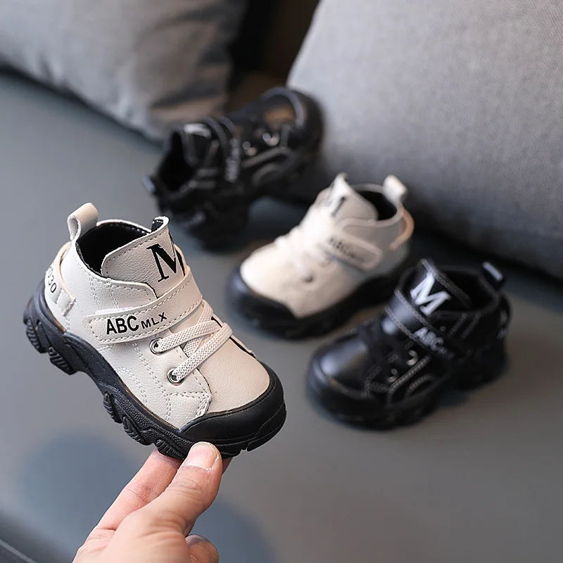 

Baby Soft-soled Shoes 1-6 Year Children Sports Shoes Boys Leather Shoes Infant Lightweight Toddler Shoes Kids Fashion Sneakers