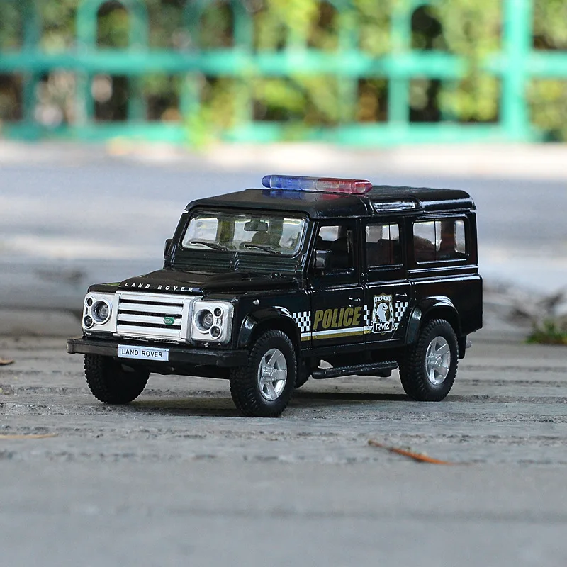 Модель автомобиля из сплава для Chevrolet Camaro 1:36 |