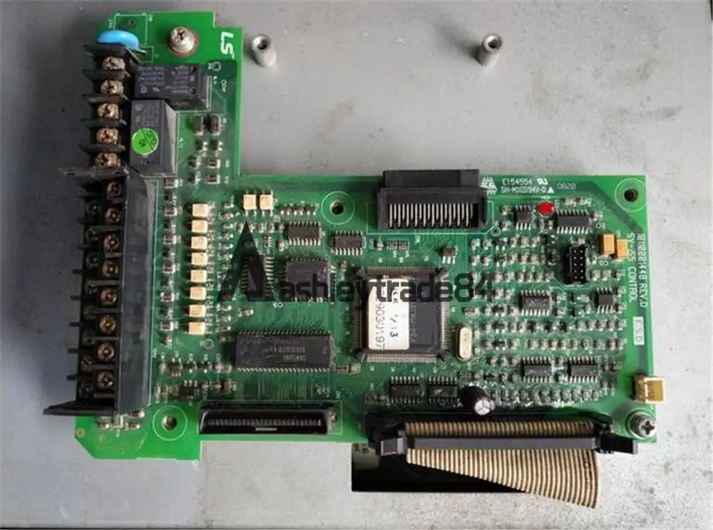 

Б/у инверторная плата LG IS5 для управления процессором