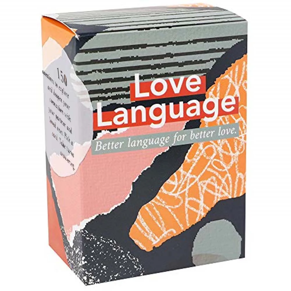 

Игра в шахматы с надписью «Love Language»