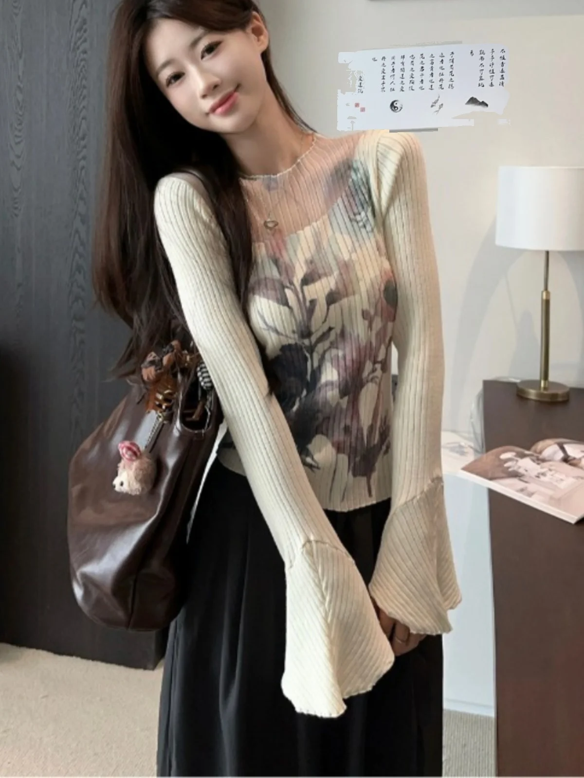 Женская трикотажная рубашка с длинным рукавом Облегающая