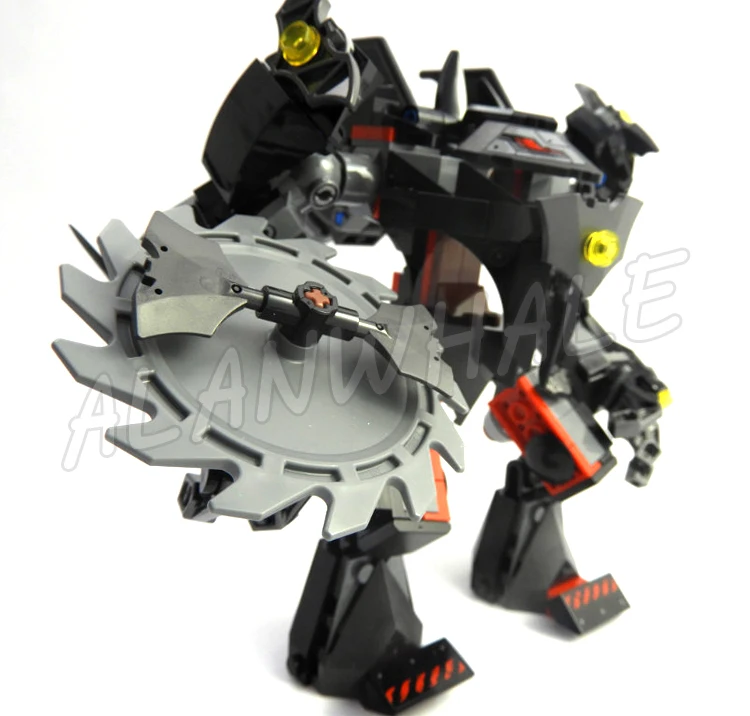 419шт Super Fighter BatMech против. Вращающееся пильное полотно Poison Ivy Mech 11234 строительные