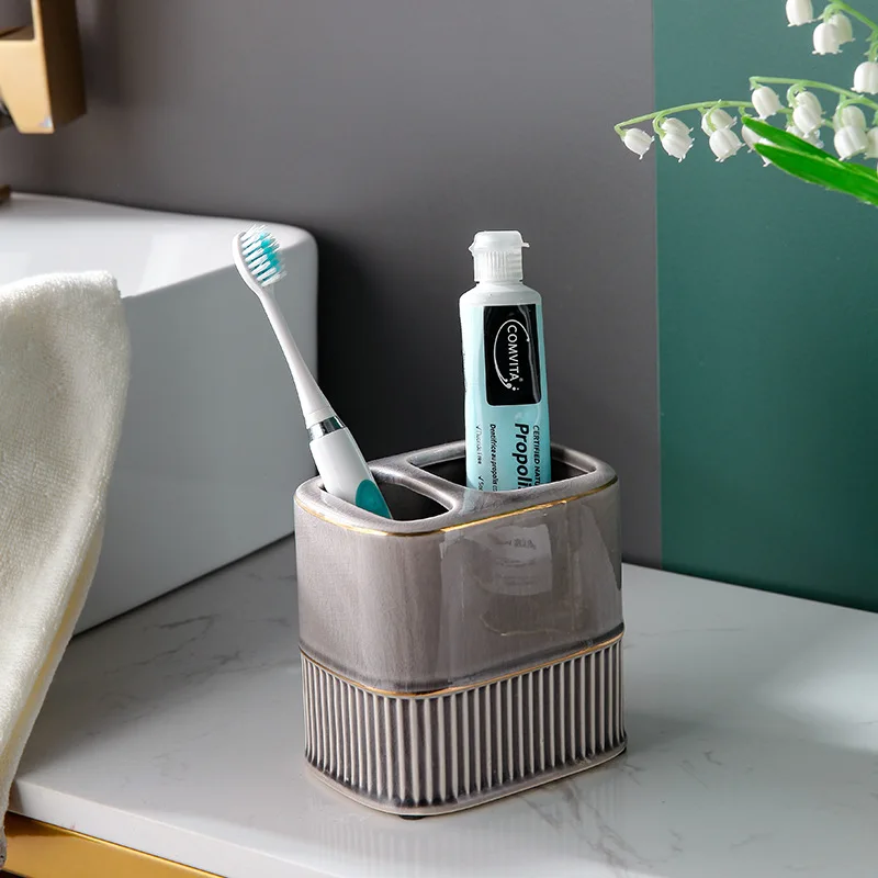 

Modern Style Ceramic Toothbrush Holder Wristband Hand Dispenser Liquid Soap Dispenser Lotion Bottle Home Bathroom Supplies