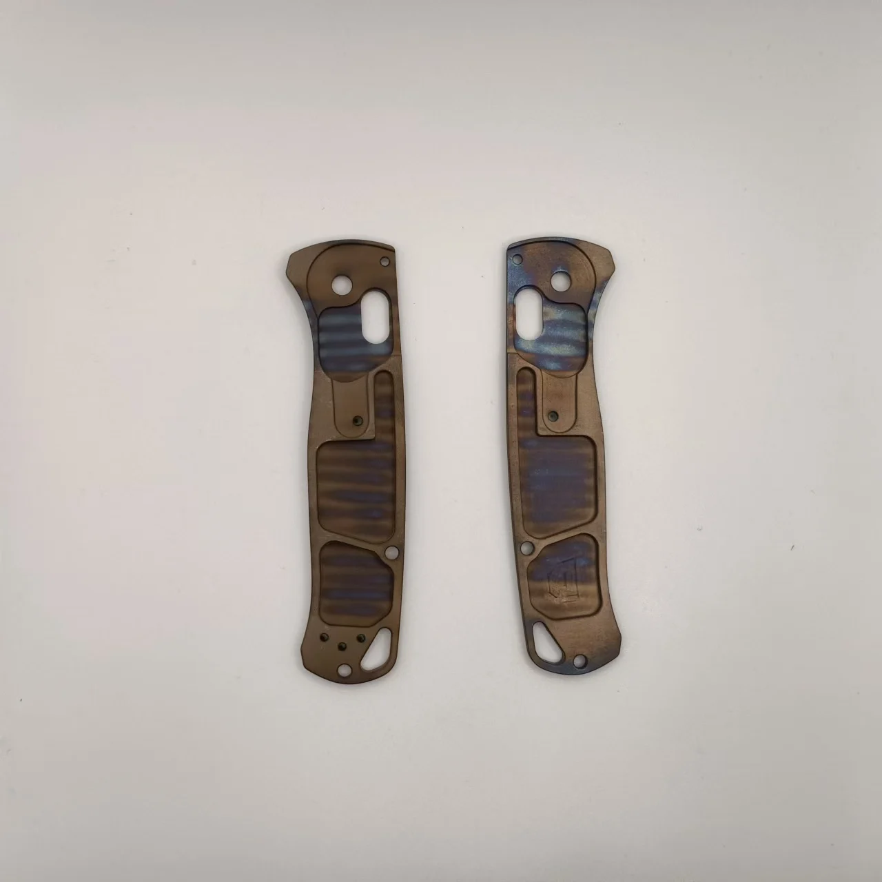 1 пара горящих титановых весов с ручкой и рисунком тигра для Benchmade Bugout 535