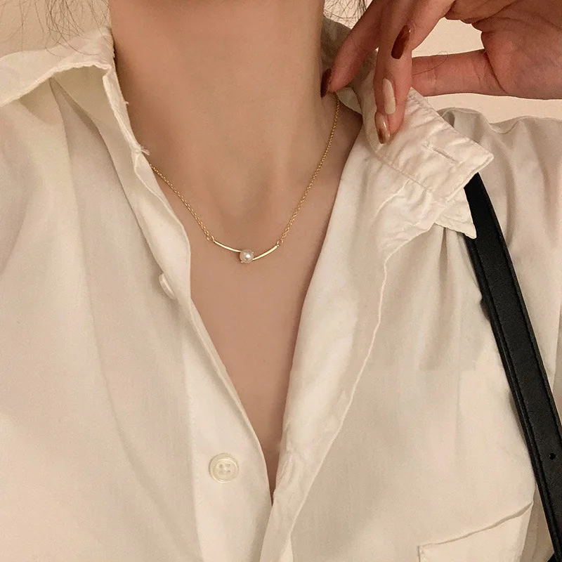 Single Pearl Pendant Vintage Purity Necklaces Women Free Shipping Clavicle Chain Necklace Kpop Choker Lovely Ran Decoration