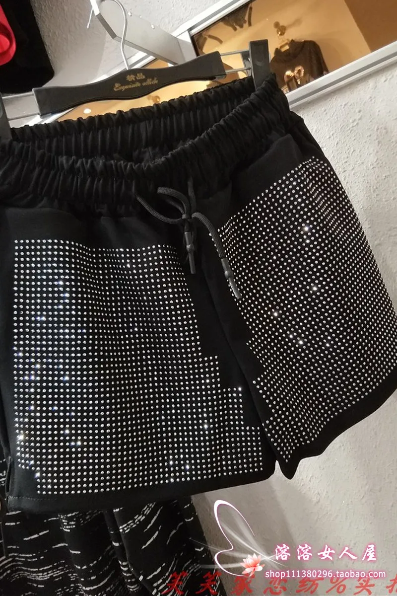 2023 Spring Summer Shorts Women Elastic Waist Rhinestone Hot Diamond Wide Leg Shorts Loose Slimming Lace-up Black Casual Shorts