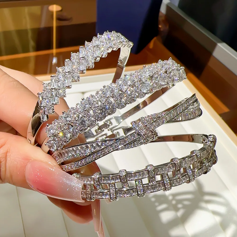 Стильный Открытый браслет из драгоценных камней со сверкающими лепестками