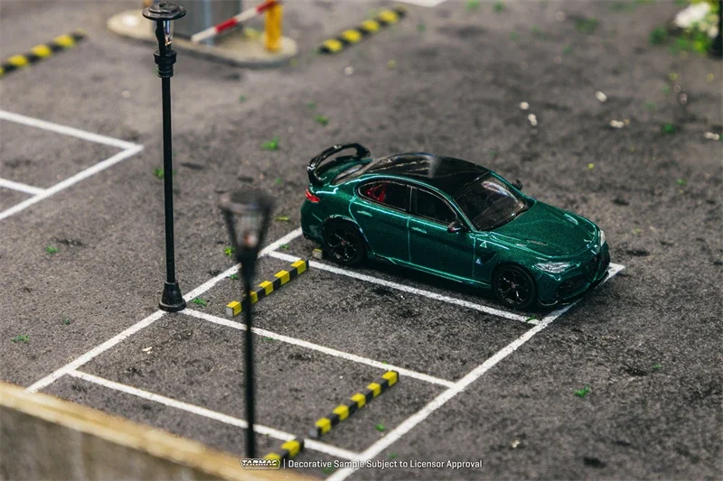 

Tarmac Works 1:64 Romeo GTAm Green Metallic Model Car