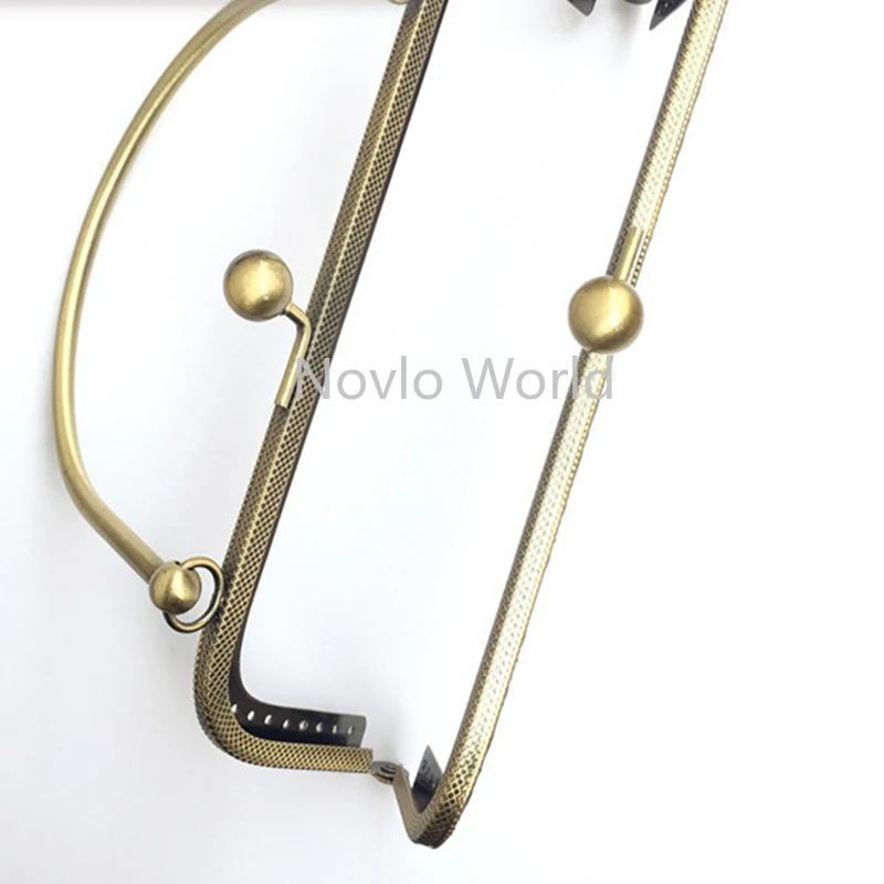 10pcs 18cm 2 colors Frame Purse Handle Coins Bags Pearl Frame Metal Kiss Clasp Lock Frame Accessories For Bag