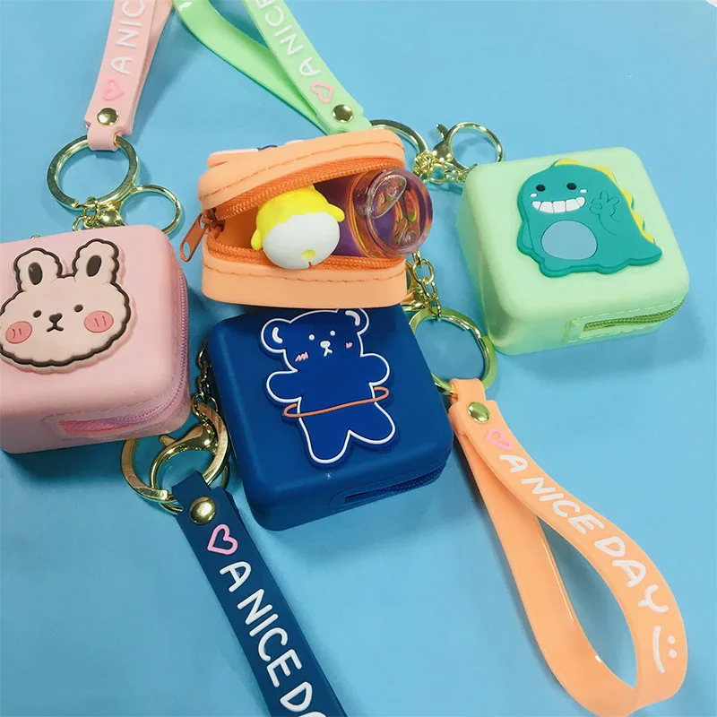 Women's Mini Zipper Coin Pouch Bags Handbag Decorations Ins Cute Cartoon Silicone Coin Purse for Kids Dinosaur Bear Key Chain
