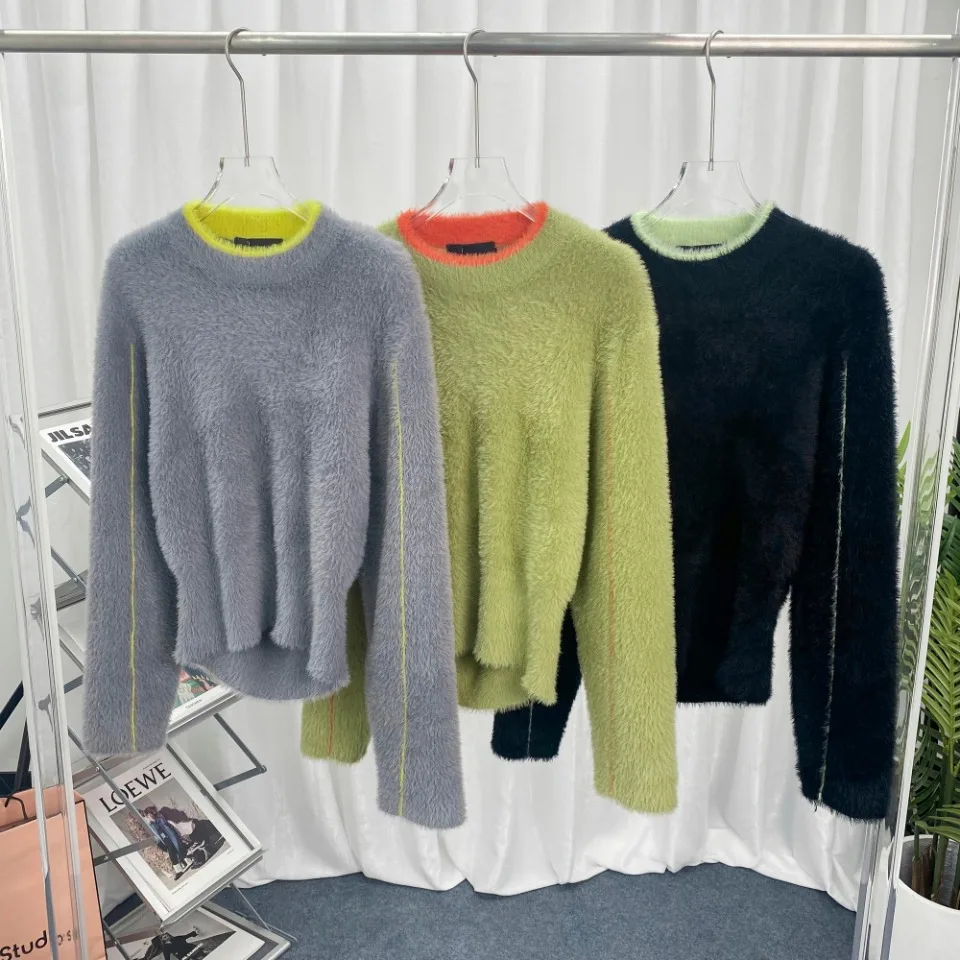 

2022 autumn and winter new niche trendy brand back hollow color matching casual round neck pullover knitted sweater wome
