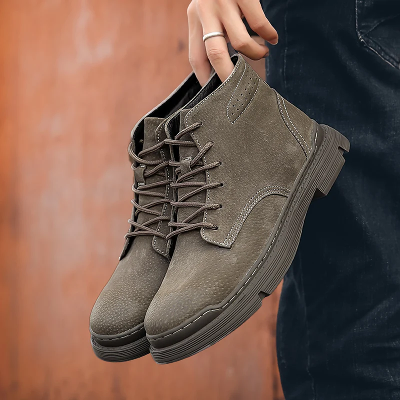 

2022 New Lace-up Design Men Boots Ankle High Quality Casual Men Shoes Autumn and Winter High Top Tooling Motorcycle Trendy Botas