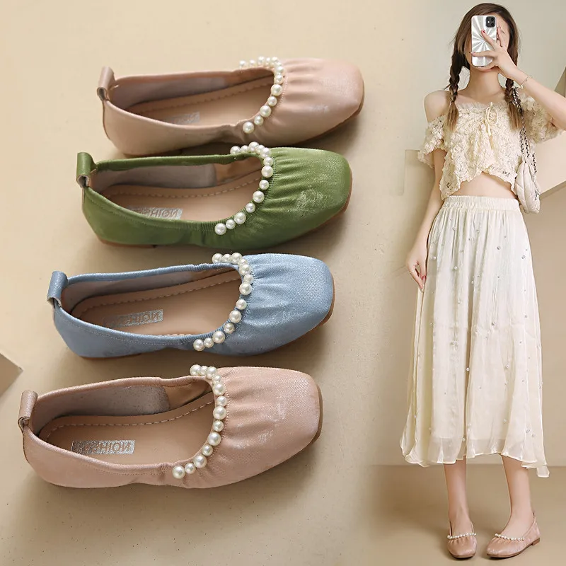 Мокасины женская обувь с жемчужным декором без шнуровки неглубоким носком 2024