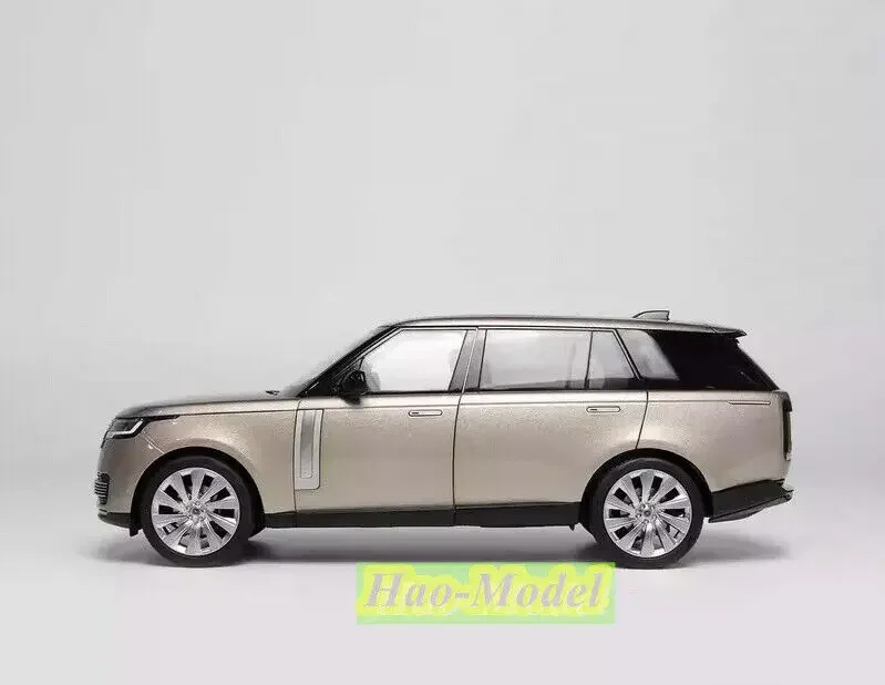 ЖК-дисплей 1:18 для LAND ROVER SV2022 литая под давлением модель автомобиля из сплава