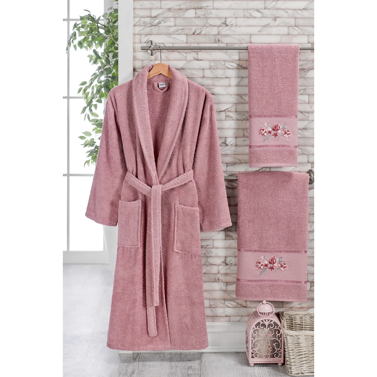 Özenev Fedora 6 Piece Family Robe Set Gray Mürdüm Quality Fabric Elegant Posture Cotton Fuller Building Strong Water Absorbency Comfortable use