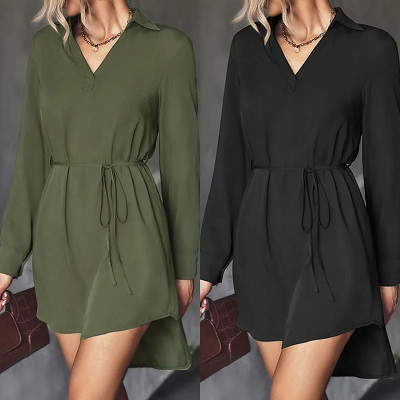 

Платье-мини с длинным рукавом, отложным воротником и V-образным вырезом