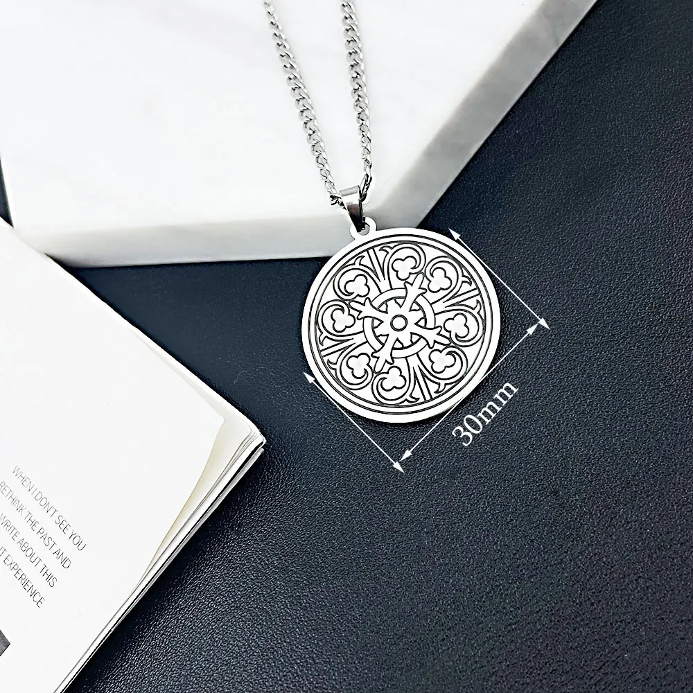 

Glamour Men's Hip Hop Gold Cuban Chain Stainless Steel Necklace Round Pendant Engraved Various Patterns Rap Essential Jewelryy
