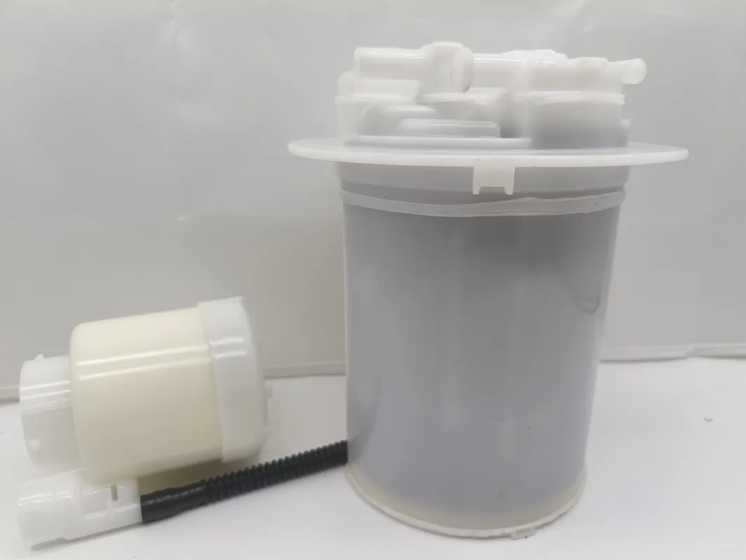 Автомобильный топливный фильтр для LEXUS CT 200h 2010 TOYOTA Verso 2011-2016 77024-47040 77024-12170 77024-0F040