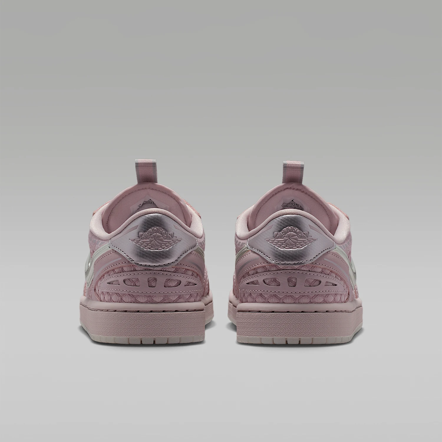 Женские износостойкие повседневные спортивные кроссовки Nike Authentic JORDAN на шнуровке с низким верхом HQ2186-601 (art.: 3920db9ee41fd) - 3920db9ee41fd