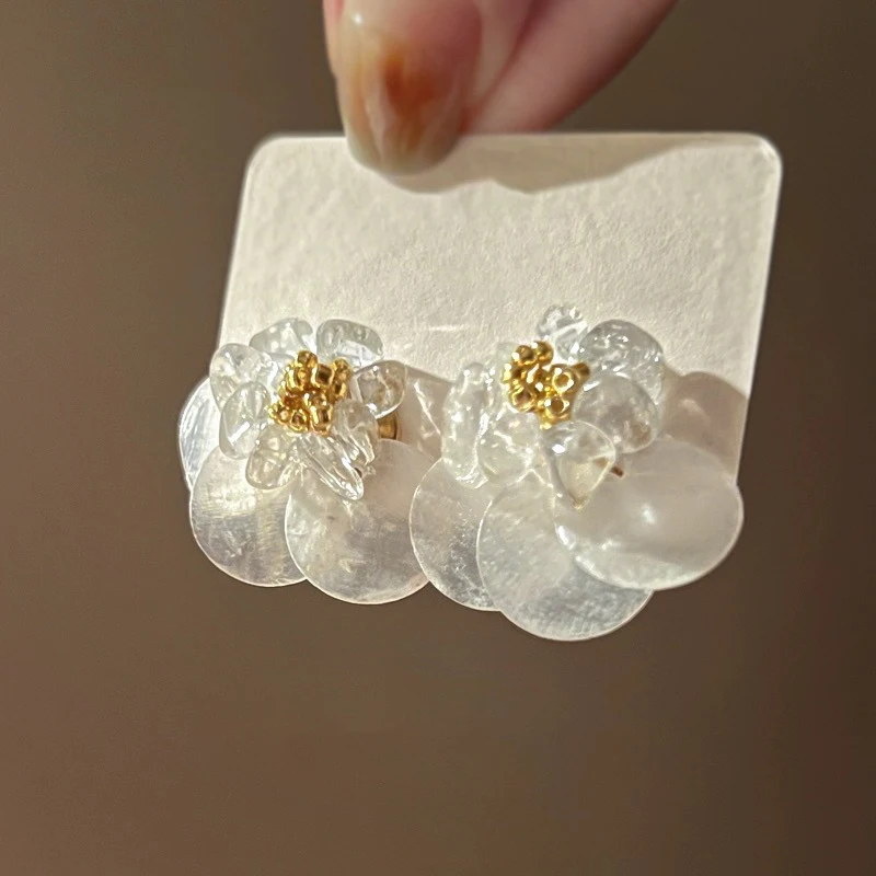 Уникальные серьги в виде ракушек и цветов элегантные серьги-гвоздики с белыми