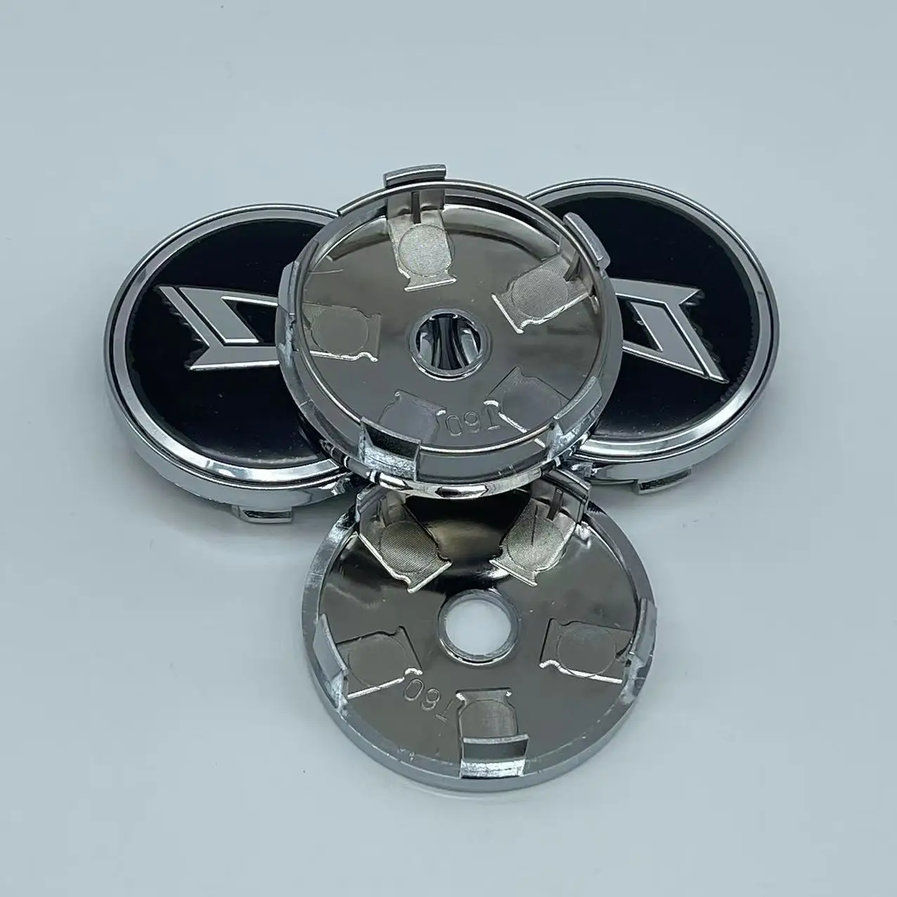 

4 шт./компл., 56 мм, 60 мм, Daihatsu, 3D эмблема автомобиля, центральная крышка ступицы колеса, значок обода, украшения, ремонт, креативные наклейки, аксессуары