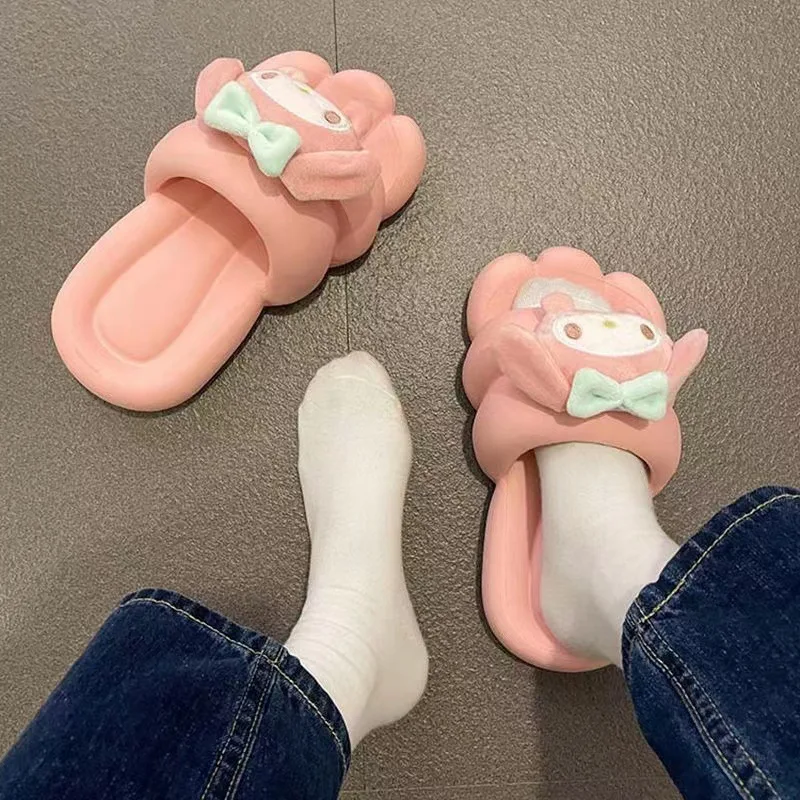 

Шлепанцы Sanrios Cinnamoroll женские, Аниме обувь на платформе, симпатичная мультяшная толстая подошва, для ванной комнаты, домашние тапочки, шлепан...