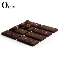 Подставки для организации ювелирной торговой точки