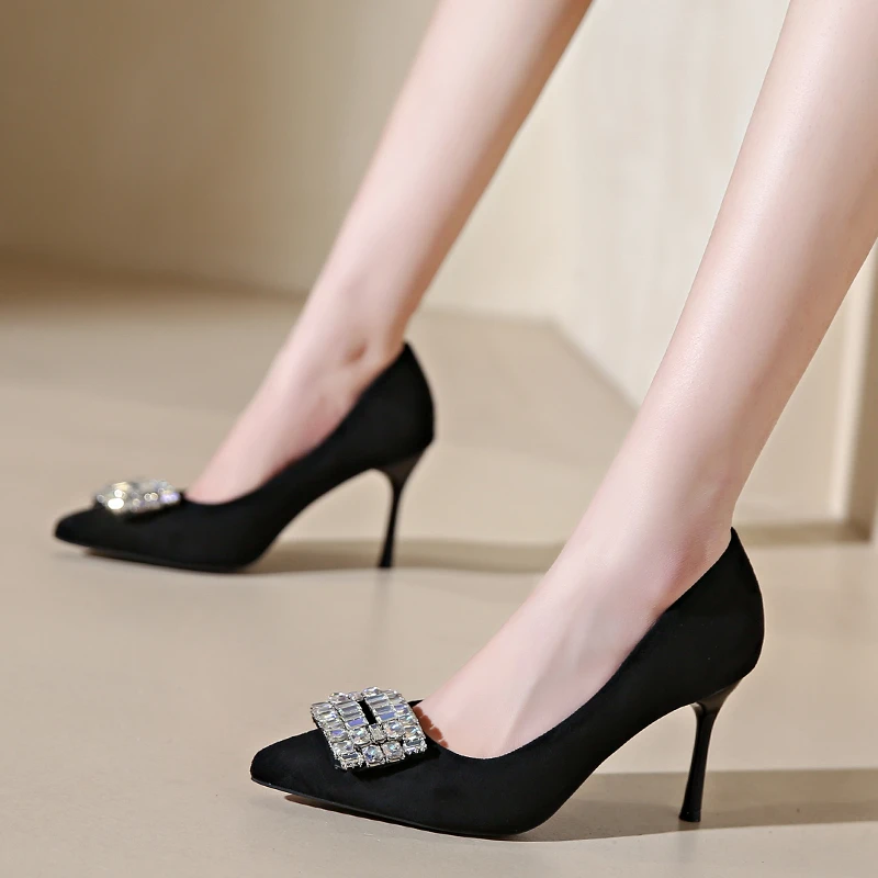 Женские туфли на высоком каблуке заостренный носок индийский цвет неглубокий