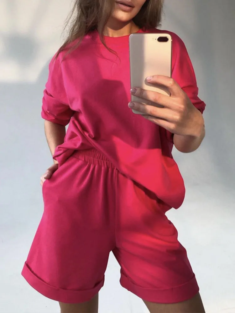 

Женский Повседневный однотонный комплект из двух предметов, летний топ с круглым вырезом и коротким рукавом и шорты с эластичным поясом, мо...