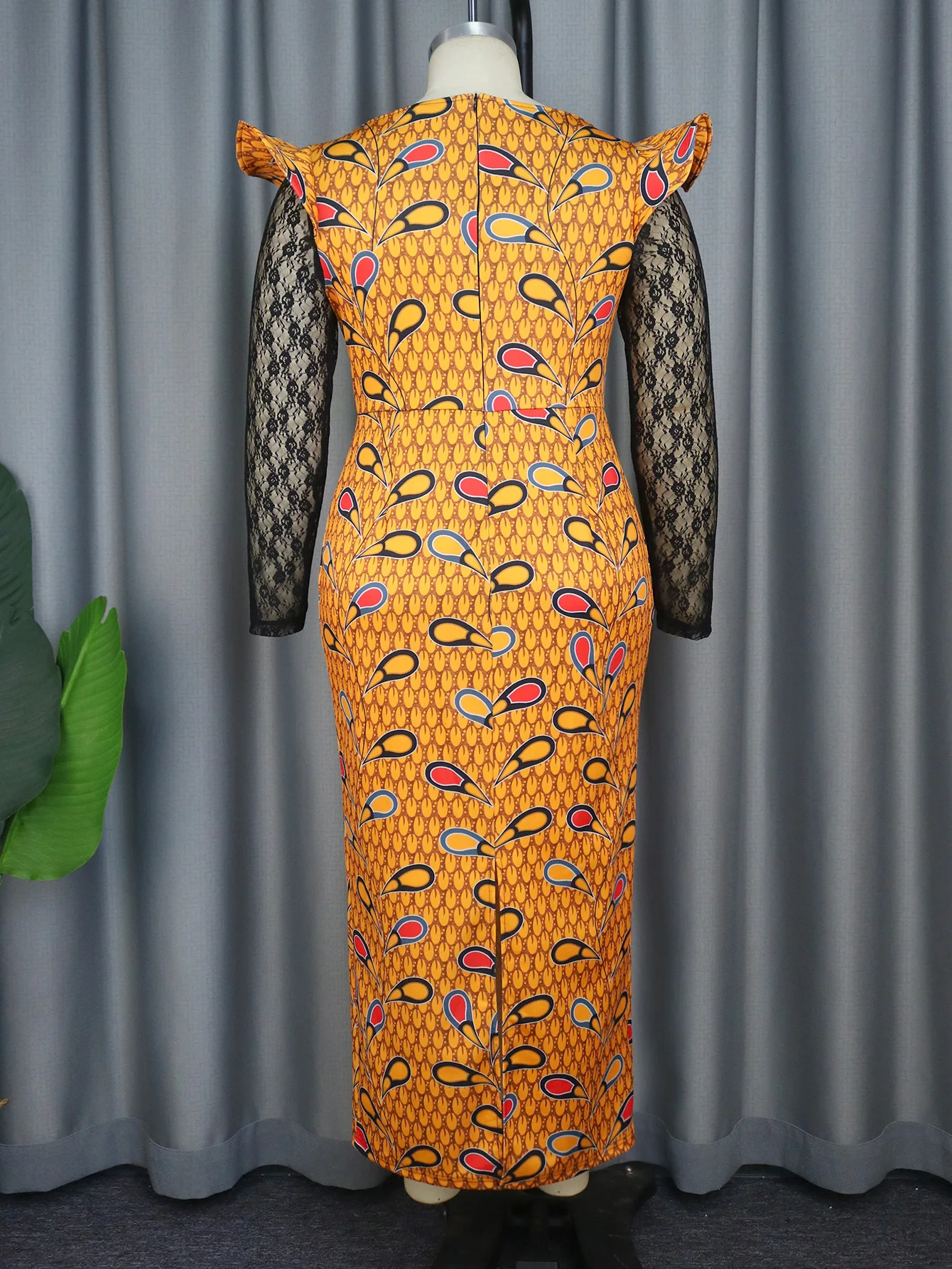 Plus Size Prom Dress For Chubby Women Lace See Through Elegant Pretty Cloth Female Luxury Robe 2023 Summer Trendy Evening Dress