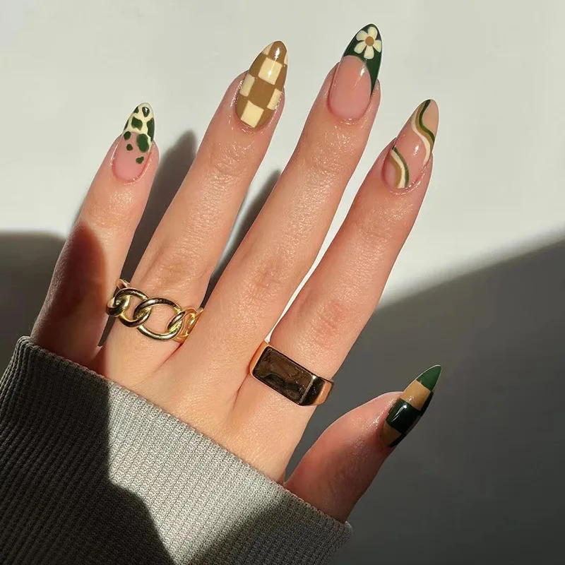 

24Pcs/Box Geometric Lines Almond Detachable False Nails Simple with design Artificial Nail Art DIY Fashion Manicure Fake Nails