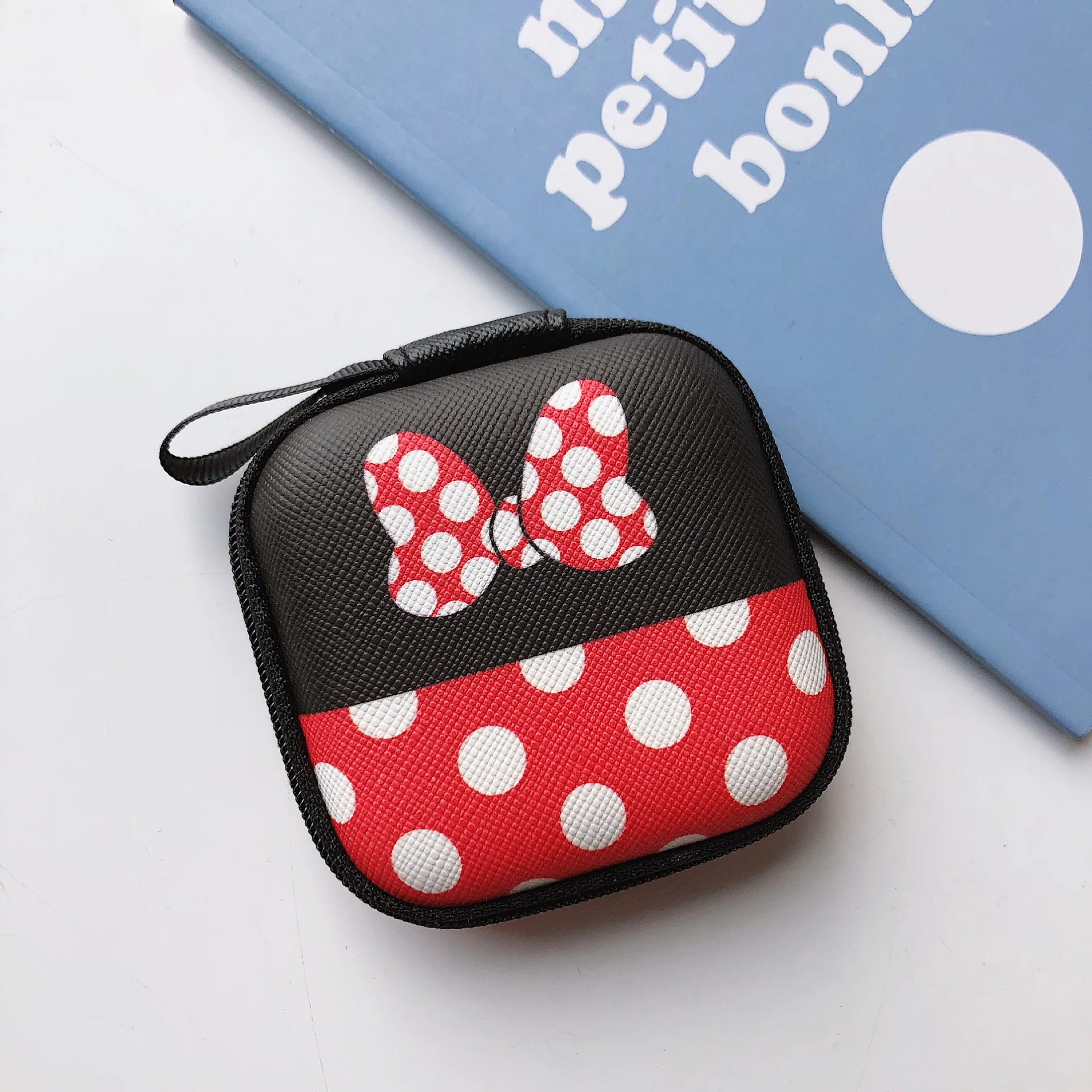 

Disney Mickey Cartoon coin purse minnie boy girl coin bag handbag headset storage bag charger data cable storage box Clutch